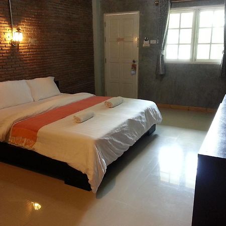 Bamboo House Kanchanaburi Ngoại thất bức ảnh